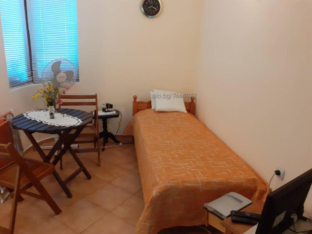Private Studio Intsaraki - Свети-Влас Экстерьер фото